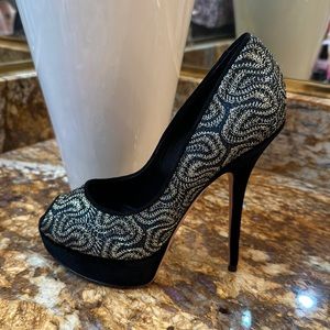 Sebastian Milano size 6 o37 made in Italy woman black/gold excellent condition